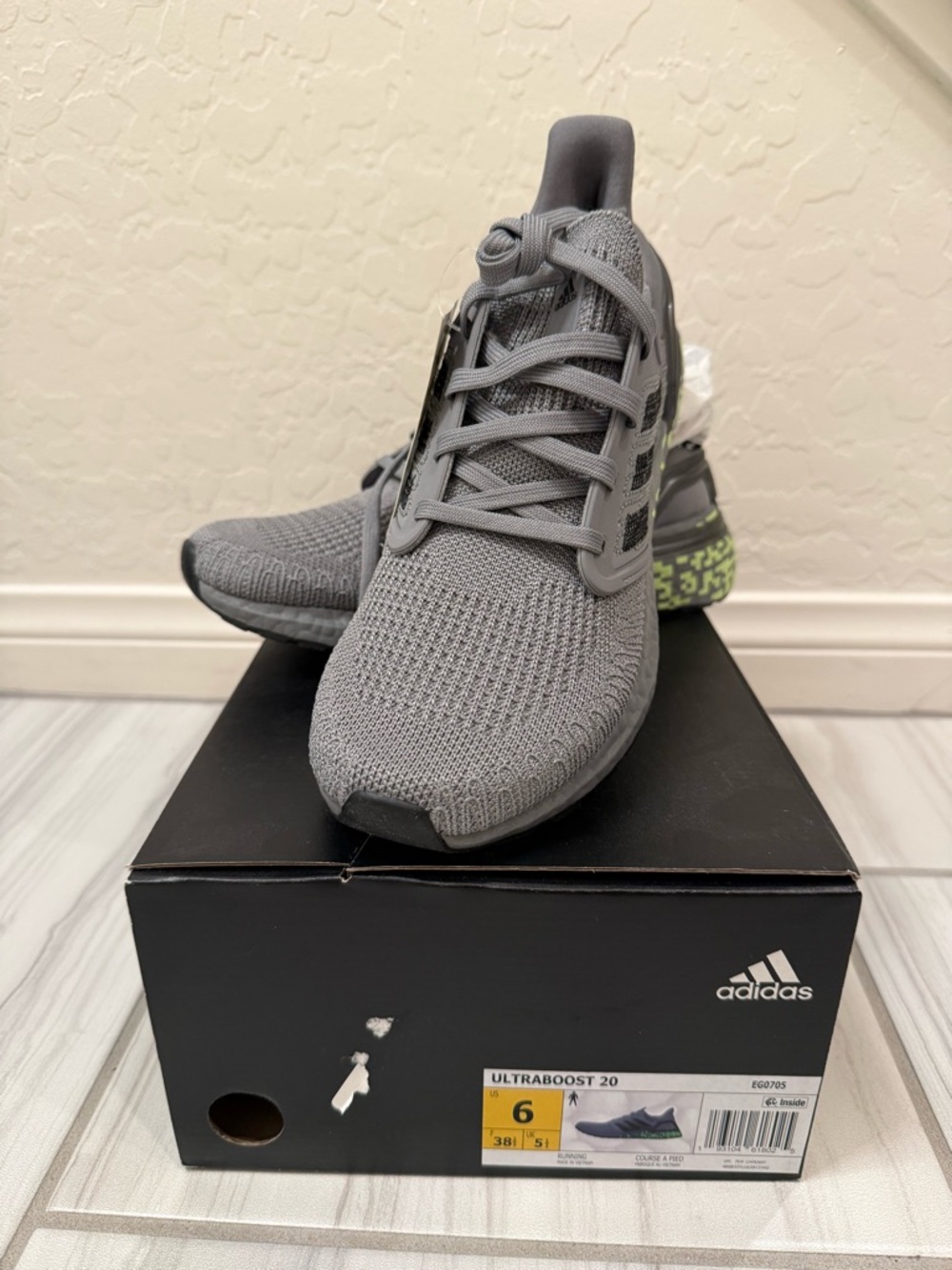 adidas Ultraboost 20